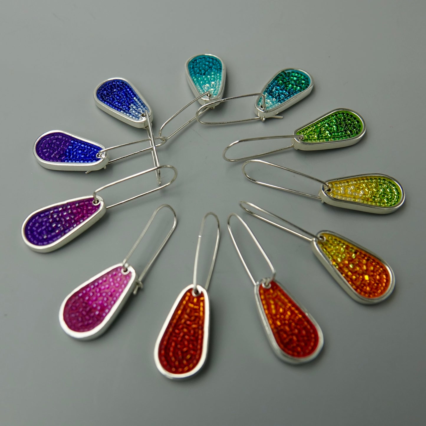 Color Droplets