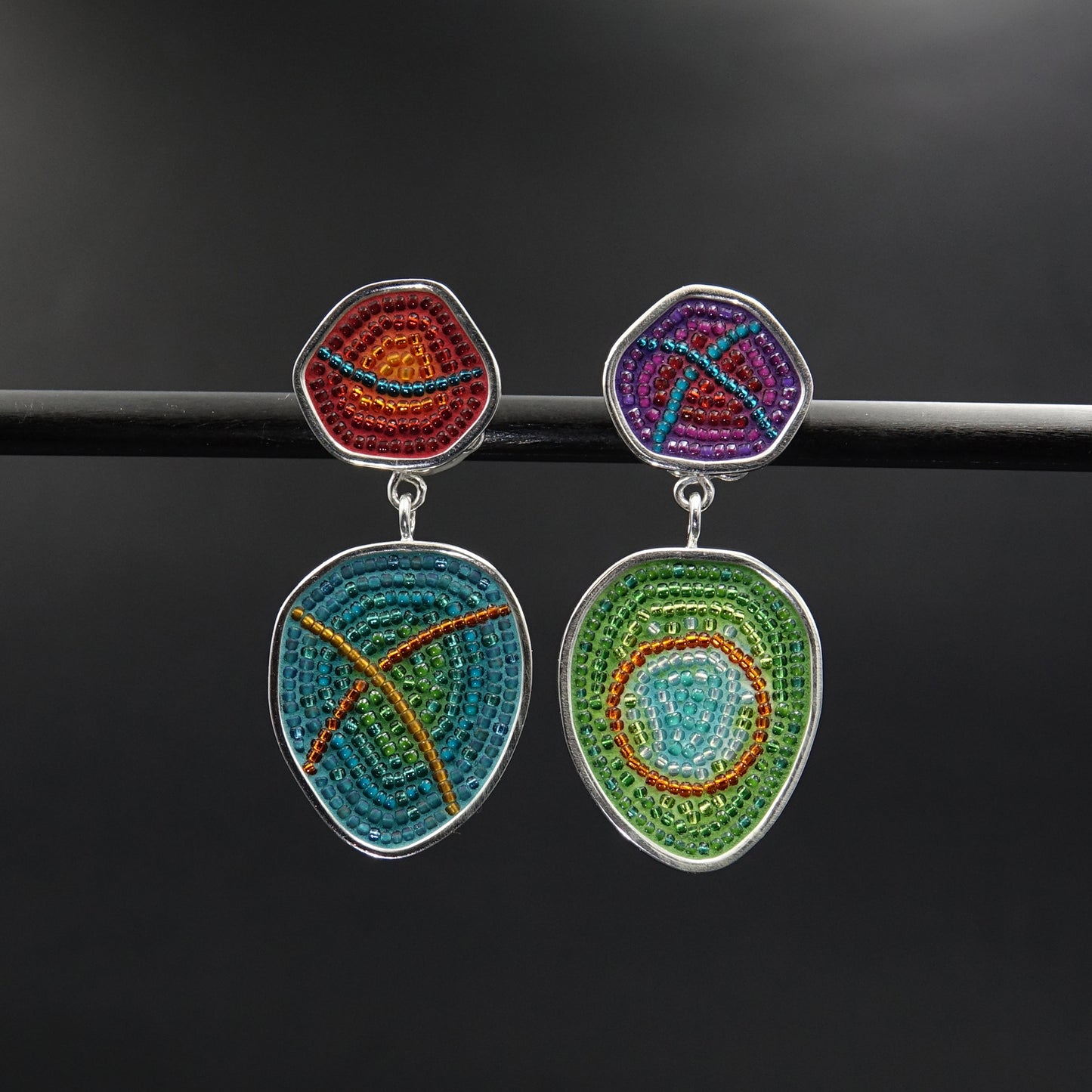 Pebbles earrings - mixed colors