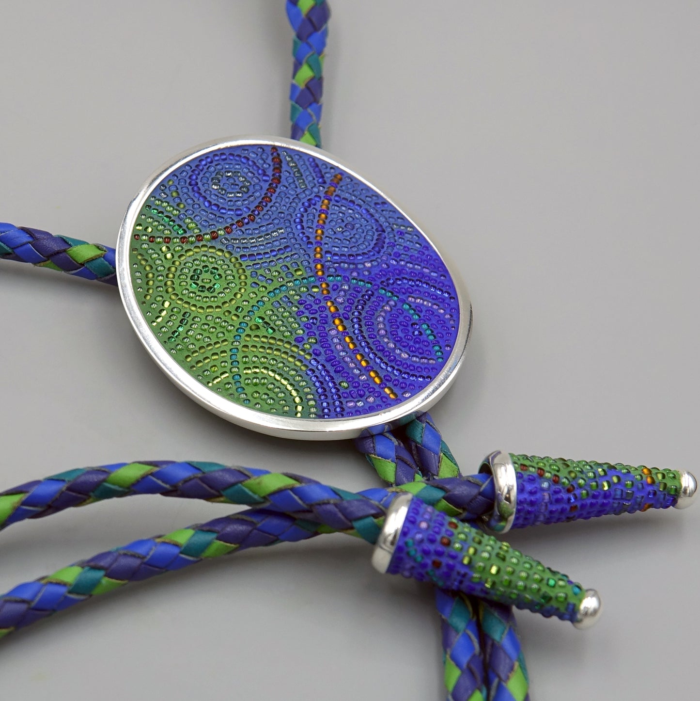 Custom Raindrops Bolo