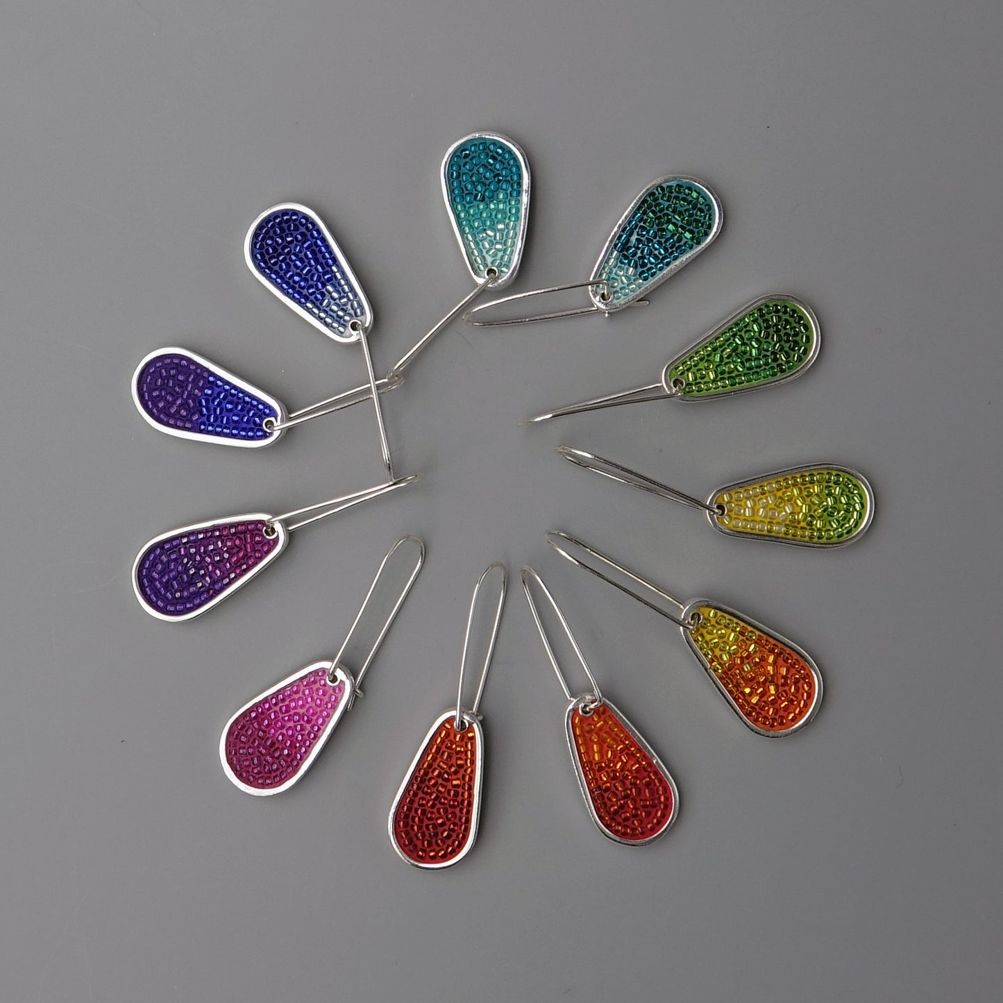 Color Droplets