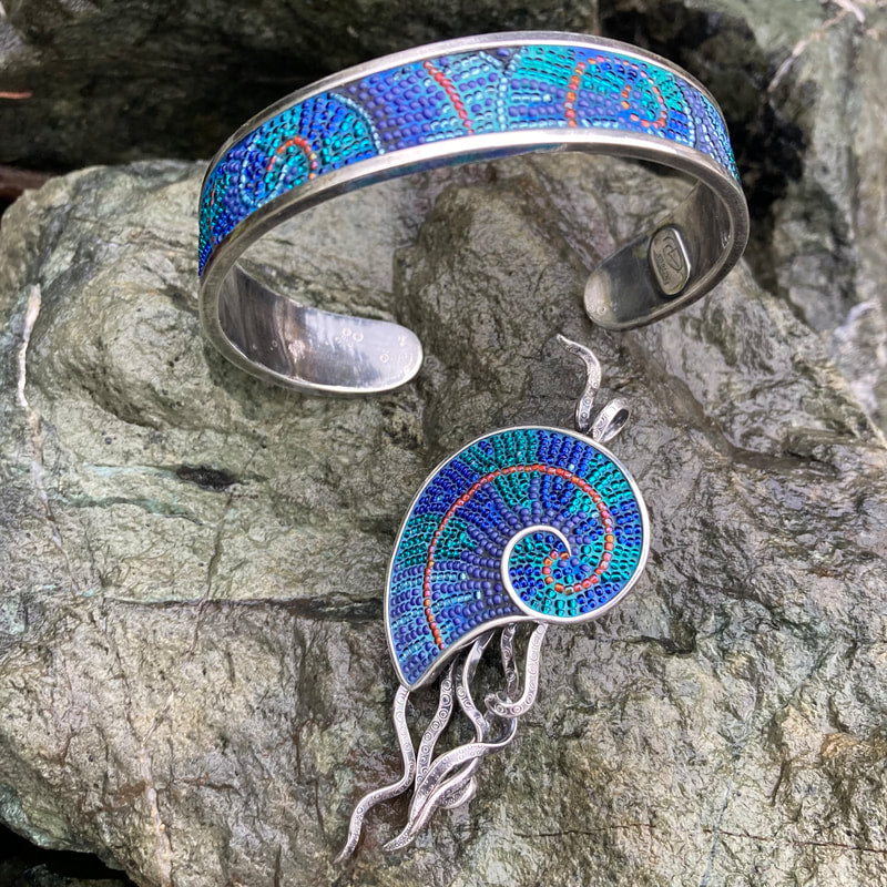Custom Nautilus Suite