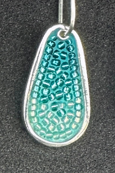ONE Color Droplet Earring