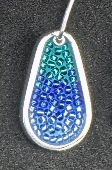 ONE Color Droplet Earring