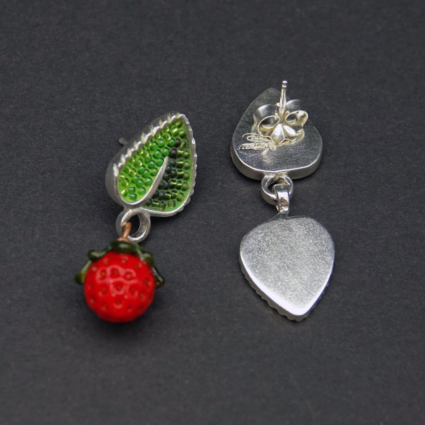 Strawberry Leaves post earrings