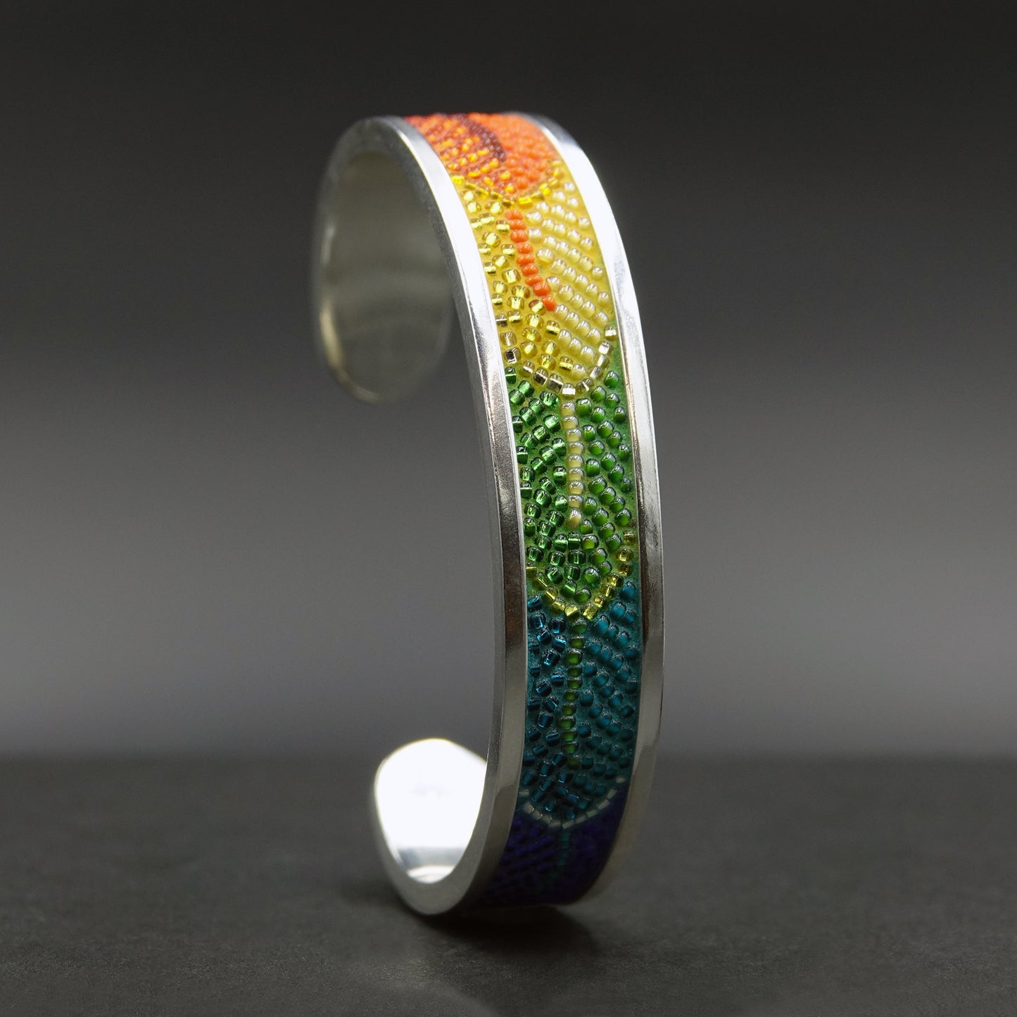 Prism: Feathers narrow cuff